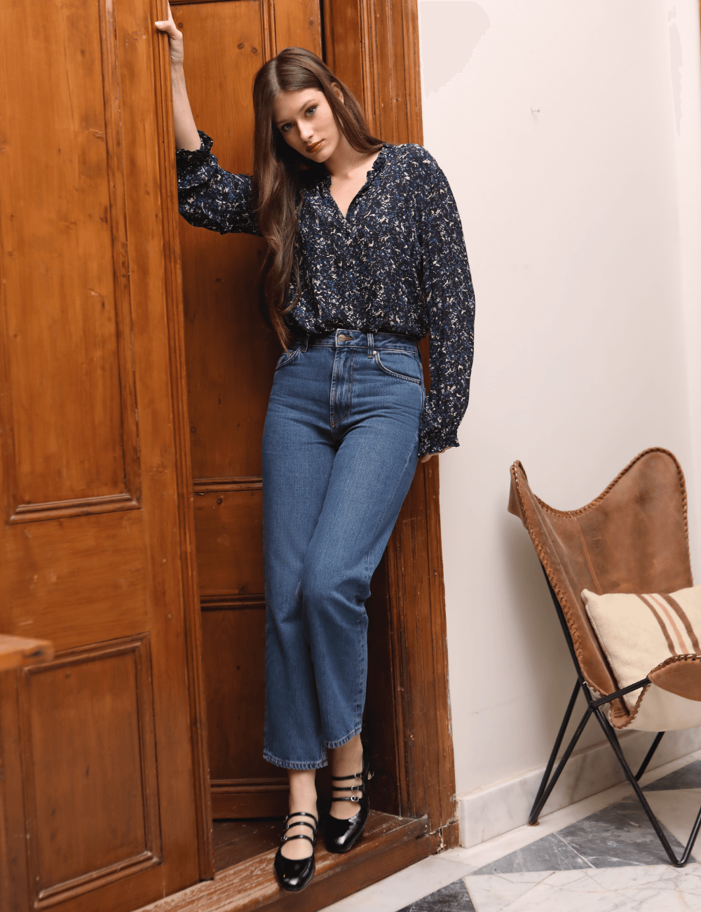 Lafont mid blue - high-waisted straight leg jeans