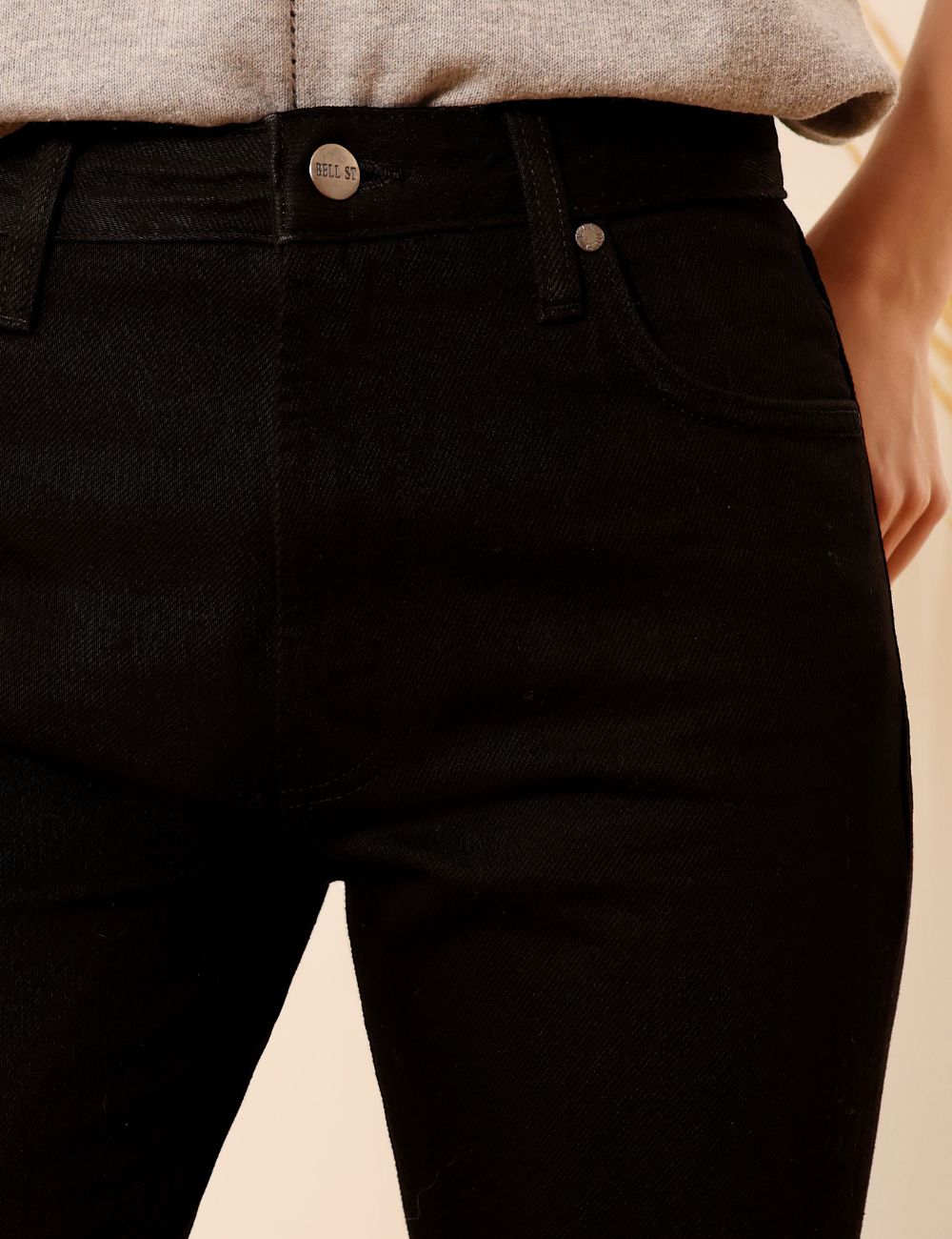Karina black - slim tapered leg jeans