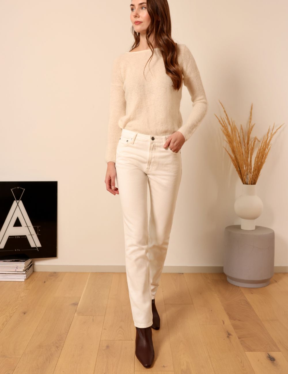 Karina ecru - slim tapered leg jeans