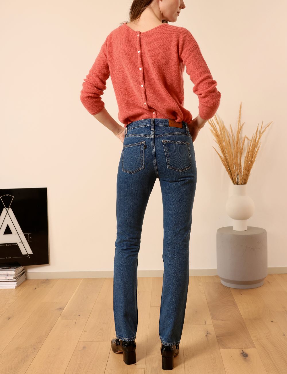 Karina mid blue - slim tapered leg jeans
