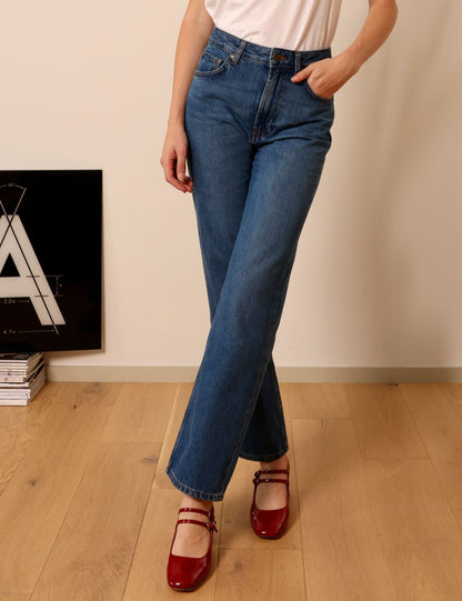 Lafont mid blue - high-waisted straight leg jeans