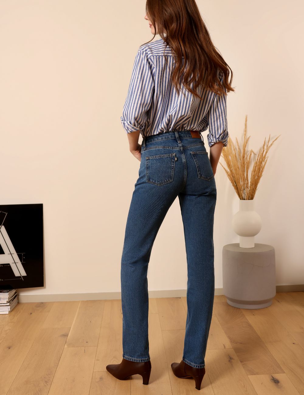 Seberg mid blue - straight leg jeans